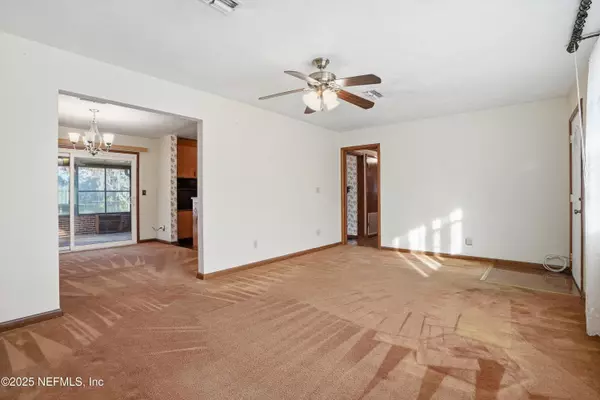 Jacksonville, FL 32277,6219 DIANE RD