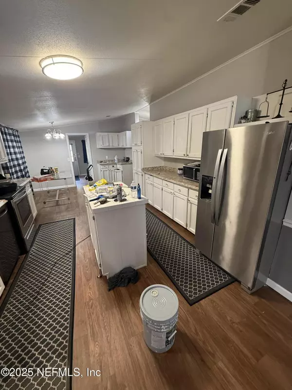 Jacksonville, FL 32234,1288 VILLAGE GREEN CT