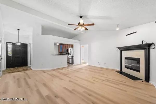 Jacksonville, FL 32258,11434 WONDERING PINES LN