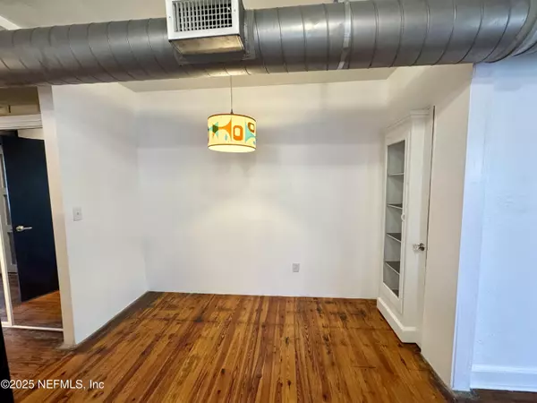 Jacksonville, FL 32205,2670 POST ST #1