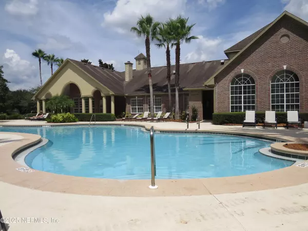 Jacksonville, FL 32256,7800 POINT MEADOWS DR #631