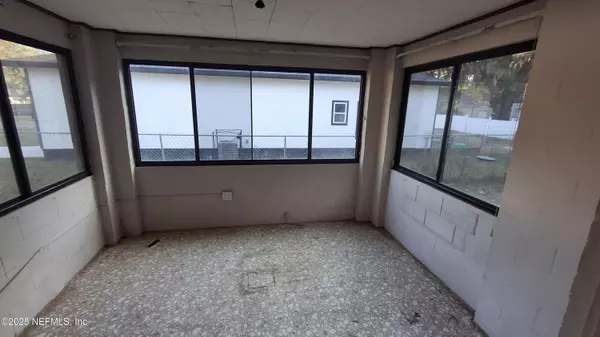 Jacksonville, FL 32208,8956 5TH AVE