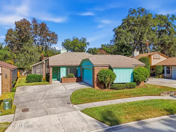 Jacksonville, FL 32277,5467 FT CAROLINE RD