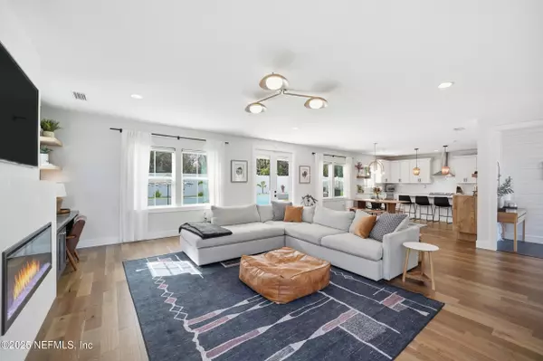 Jacksonville Beach, FL 32250,2760 COLONIES DR