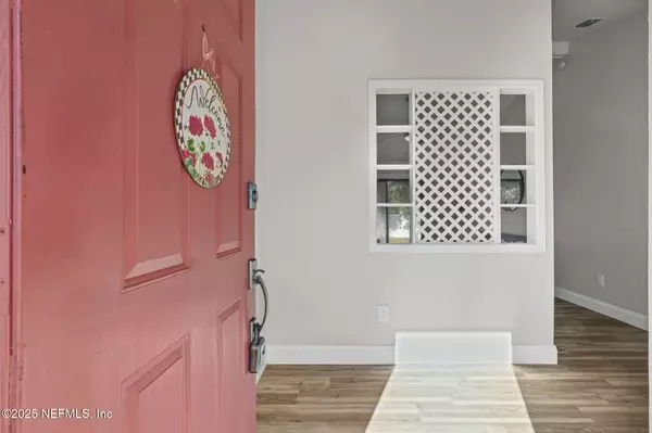 Jacksonville, FL 32225,3042 HAMPSTEAD DR DR