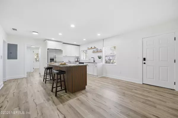 Jacksonville, FL 32246,2875 PEACH DR