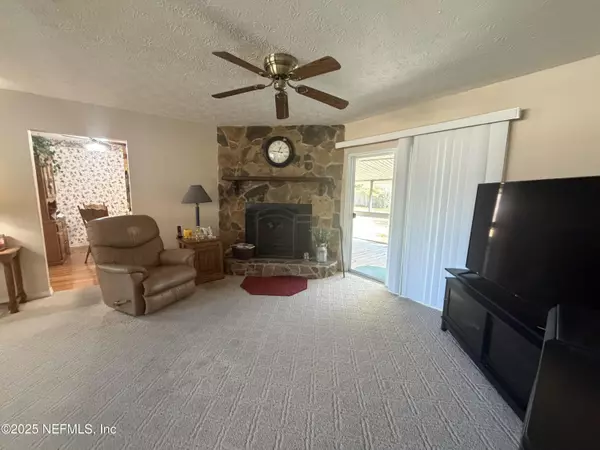 Orange Park, FL 32073,594 BOWIE BLVD