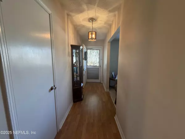 Orange Park, FL 32073,594 BOWIE BLVD