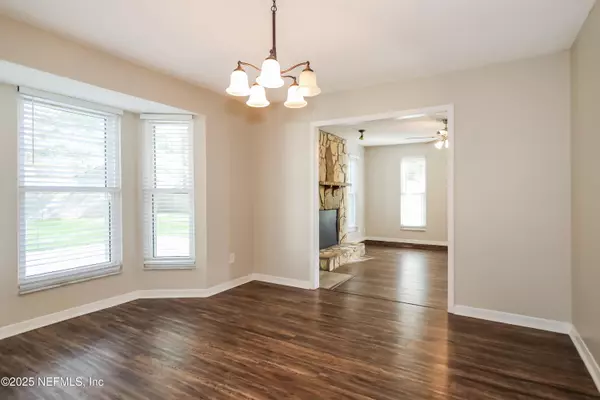 Middleburg, FL 32068,2158 CENTER WAY