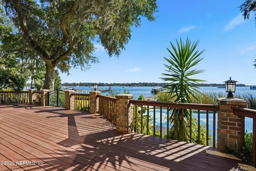 14566 LONGVIEW DR S, Jacksonville, FL 32223