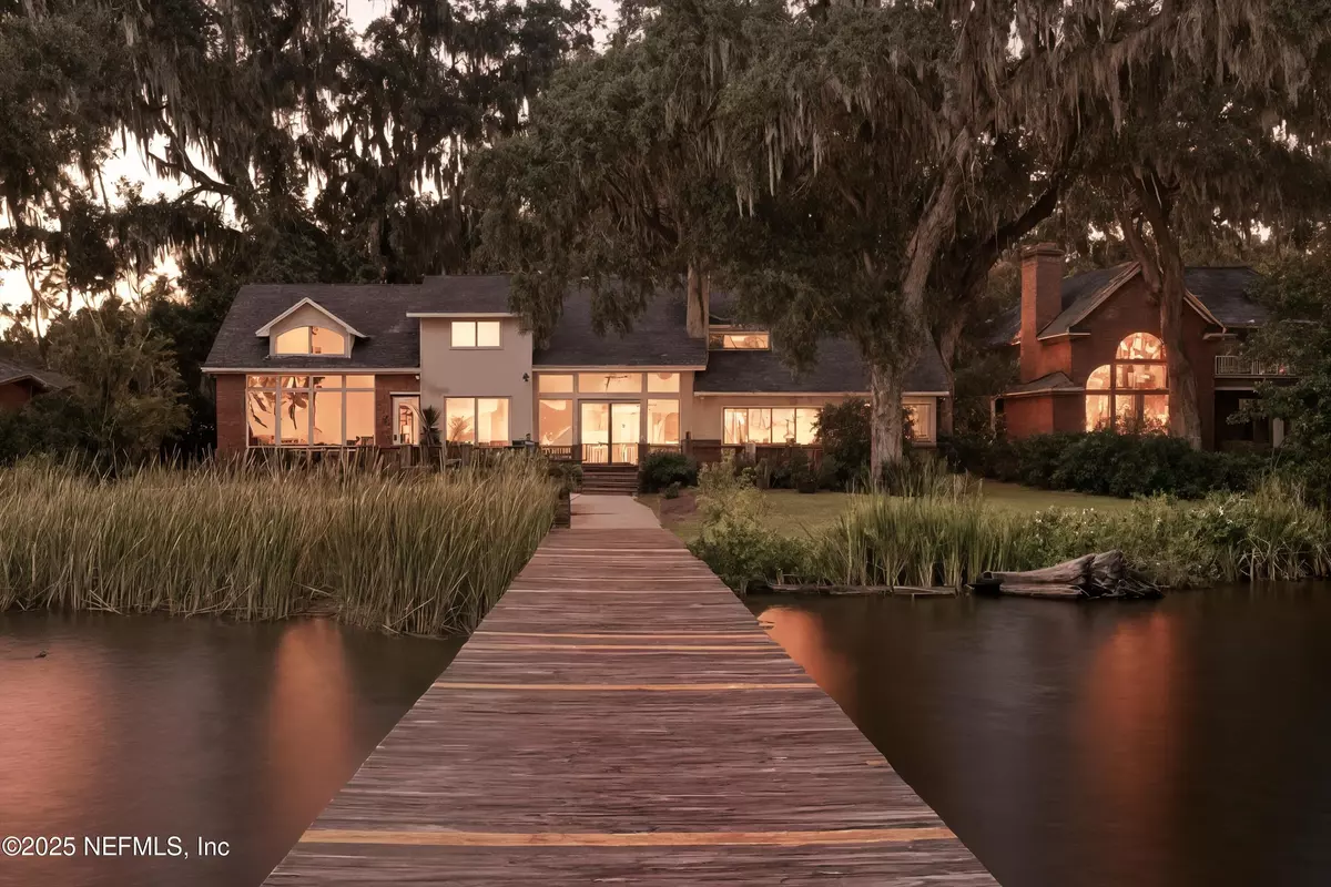 Jacksonville, FL 32223,14566 LONGVIEW DR S