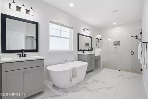 Orange Park, FL 32065,3889 ROYAL PINES DR