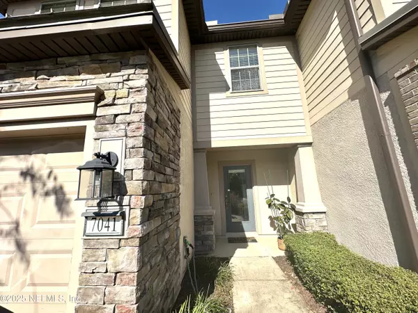 7041 BEAUHAVEN CT, Jacksonville, FL 32258