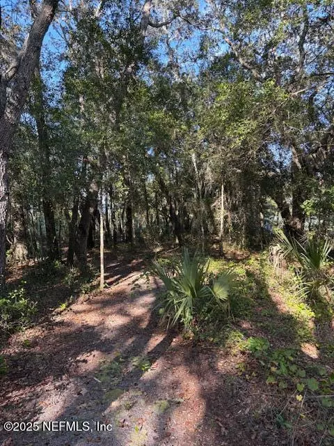 Pomona Park, FL 32181,108 ROBIN RD