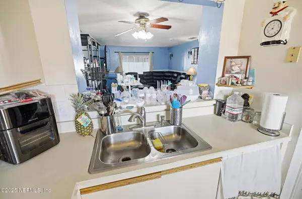 Kissimmee, FL 34746,5311 BAREFOOT PATH PATH