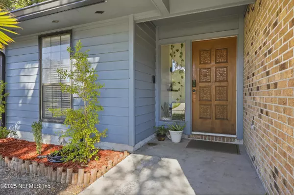 Jacksonville, FL 32277,7375 COLONY COVE LN