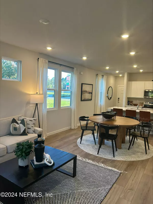 Jacksonville, FL 32210,10688 WATERFIELD RD