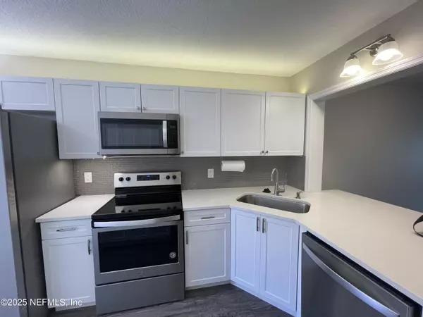 Ponte Vedra Beach, FL 32082,2133 SEA HAWK DR