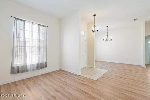 Jacksonville, FL 32218,3780 JULIET LEIA CIR W