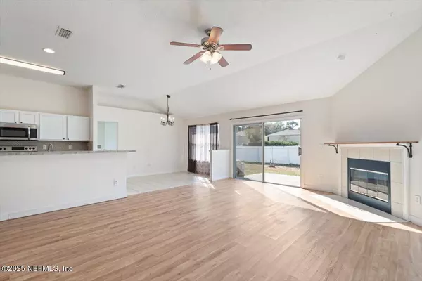 Jacksonville, FL 32218,3780 JULIET LEIA CIR W