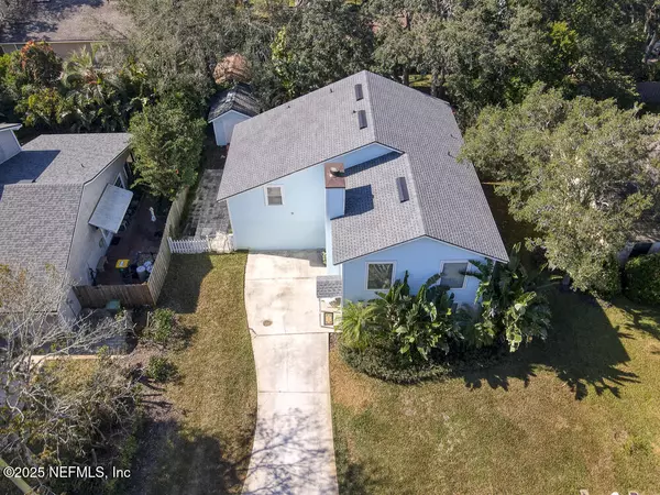 Jacksonville Beach, FL 32250,1216 21ST ST N