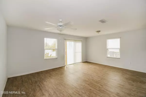 Jacksonville, FL 32216,570 EISEMAN WAY