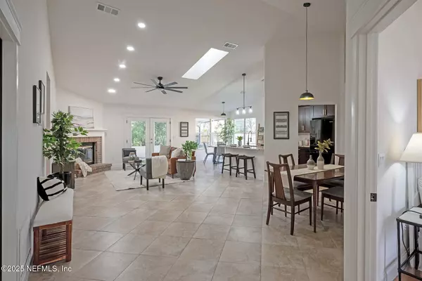 Jacksonville, FL 32225,13369 CURRITUCK DR N