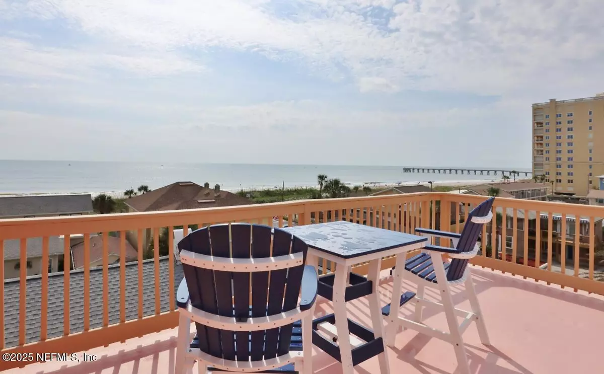 Jacksonville Beach, FL 32250,1111 1ST ST N