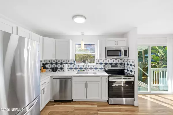 6 HOPKINS ST, St. Augustine, FL 32084