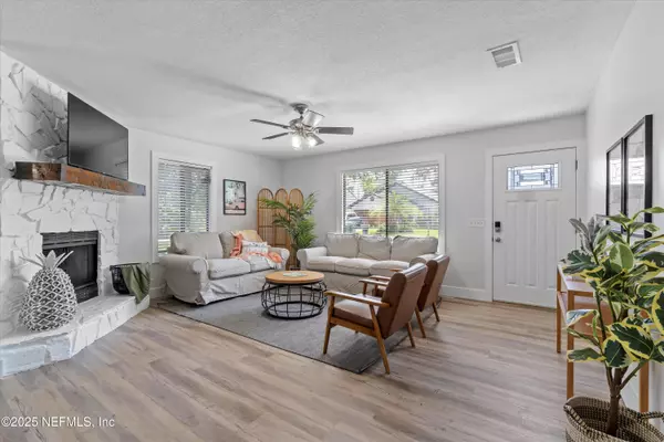 Jacksonville Beach, FL 32250,1247 13TH ST N