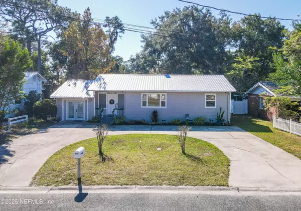 2207 LAUREL ST, Palatka, FL 32177