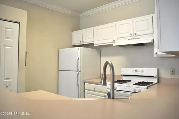 Jacksonville, FL 32224,13810 SUTTON PARK DR N #1223