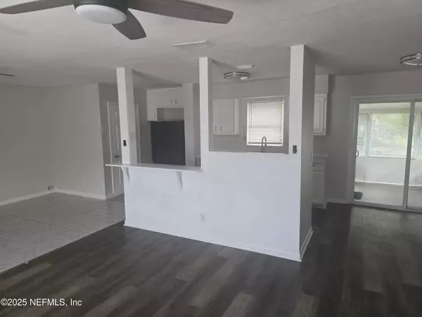 Jacksonville, FL 32277,3139 SEARCHWOOD DR