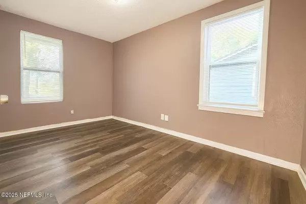 Jacksonville, FL 32209,2058 W 40TH ST