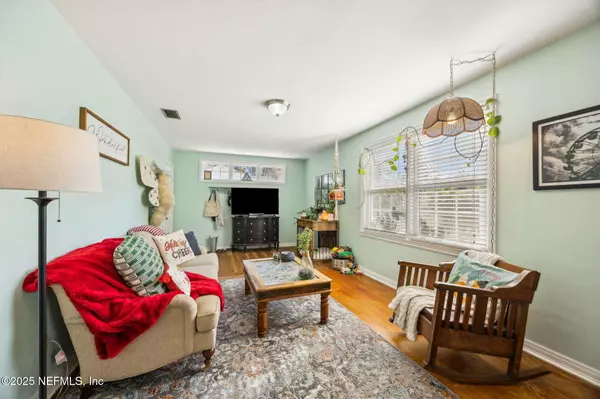 Jacksonville, FL 32205,1281 MENNA ST