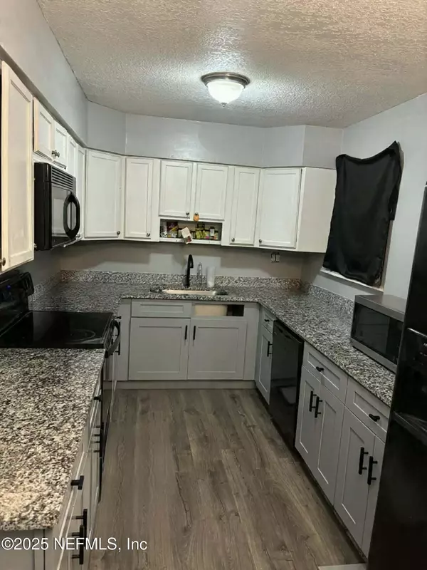 Glen St. Mary, FL 32040,7446 PINE ACRES CT