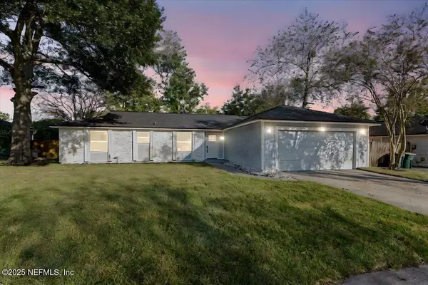 10437 DOCKSIDER DR E, Jacksonville, FL 32257