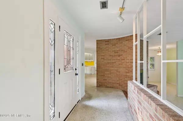 Jacksonville, FL 32277,5709 ST ISABEL DR