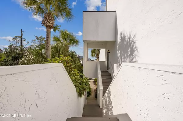 Ponte Vedra Beach, FL 32082,18 COVE RD