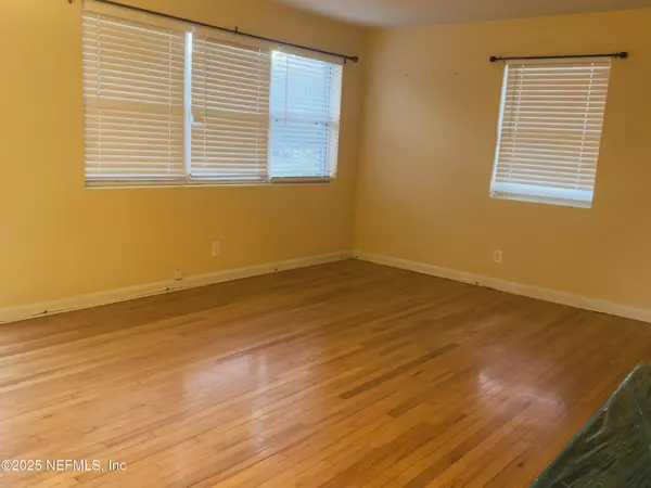 Jacksonville, FL 32210,6241 AUTLAN DR