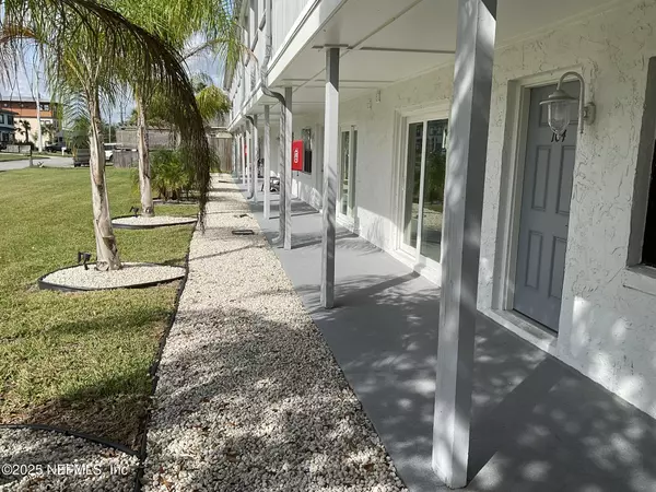 St. Augustine, FL 32080,318 ARRICOLA AVE #204