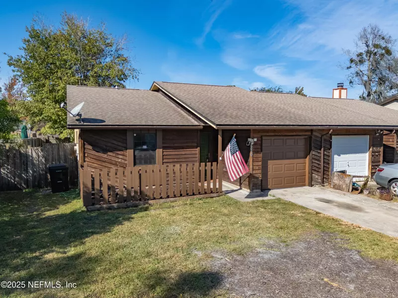 2662 CARMEL CT #A, Orange Park, FL 32065