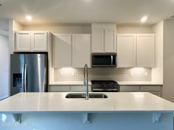 St. Johns, FL 32259,216 RAMBLING BROOK TRL