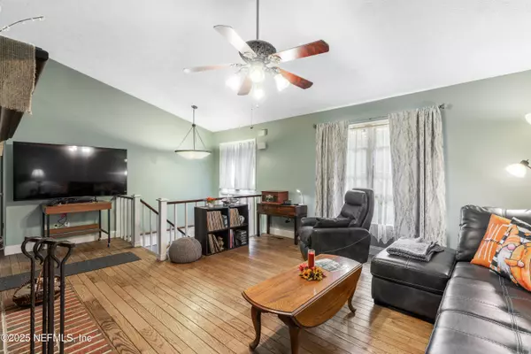 Melrose, FL 32666,8290 MELROSE RD