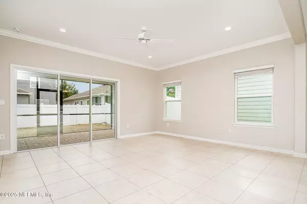 Jacksonville, FL 32218,16199 TISONS BLUFF RD