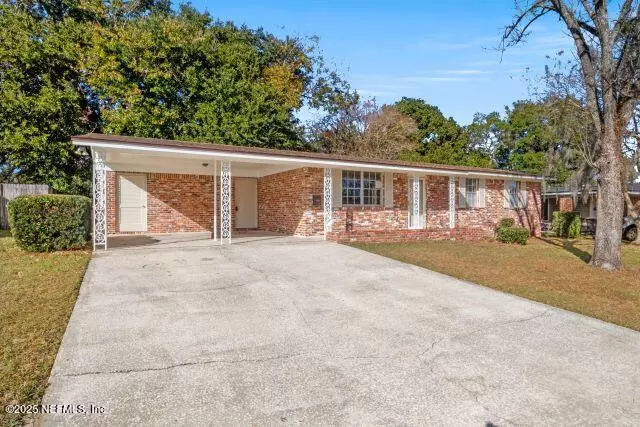 Jacksonville, FL 32221,1130 CROWN DR