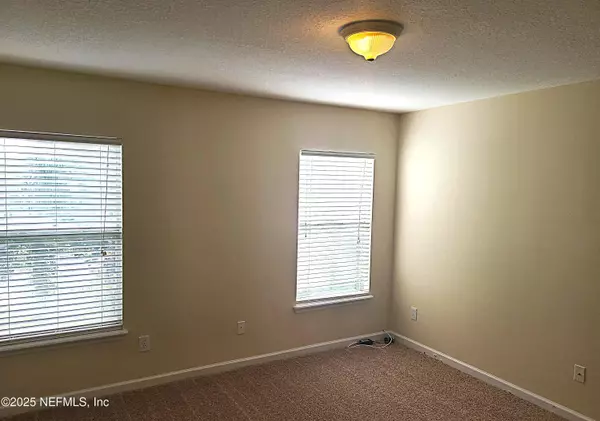 Fleming Island, FL 32003,1500 CALMING WATER DR #5703