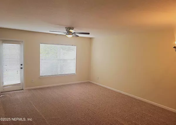 Fleming Island, FL 32003,1500 CALMING WATER DR #5703