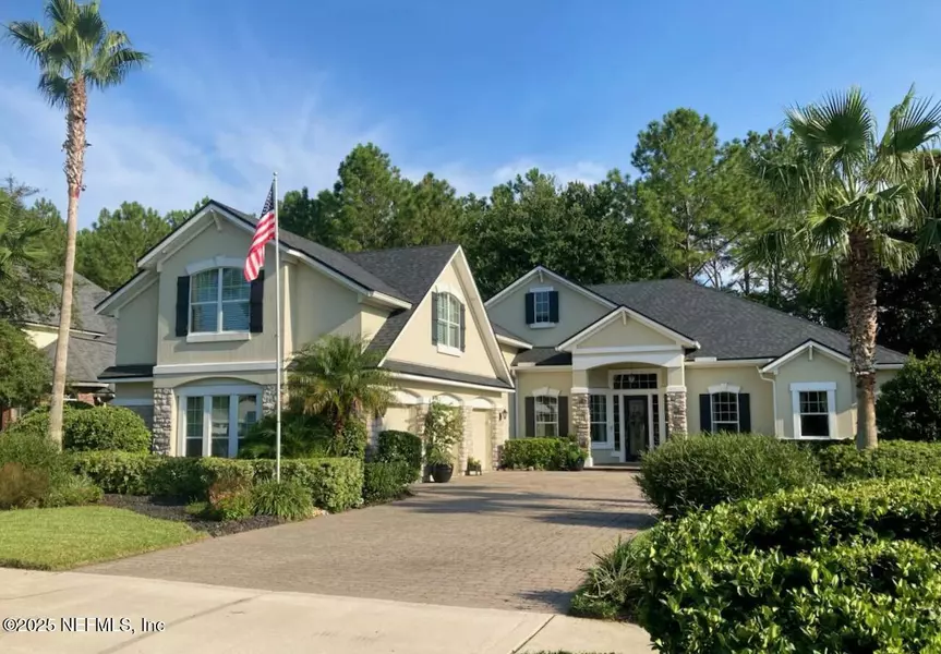 204 STONEWELL DR, St. Johns, FL 32259