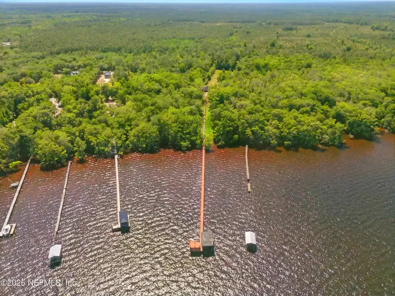 130 FALCON DR, Green Cove Springs, FL 32043